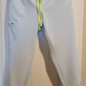 Figs Open Skies Zamora Women's Joggers with Neon Yellow Drawstring Size M